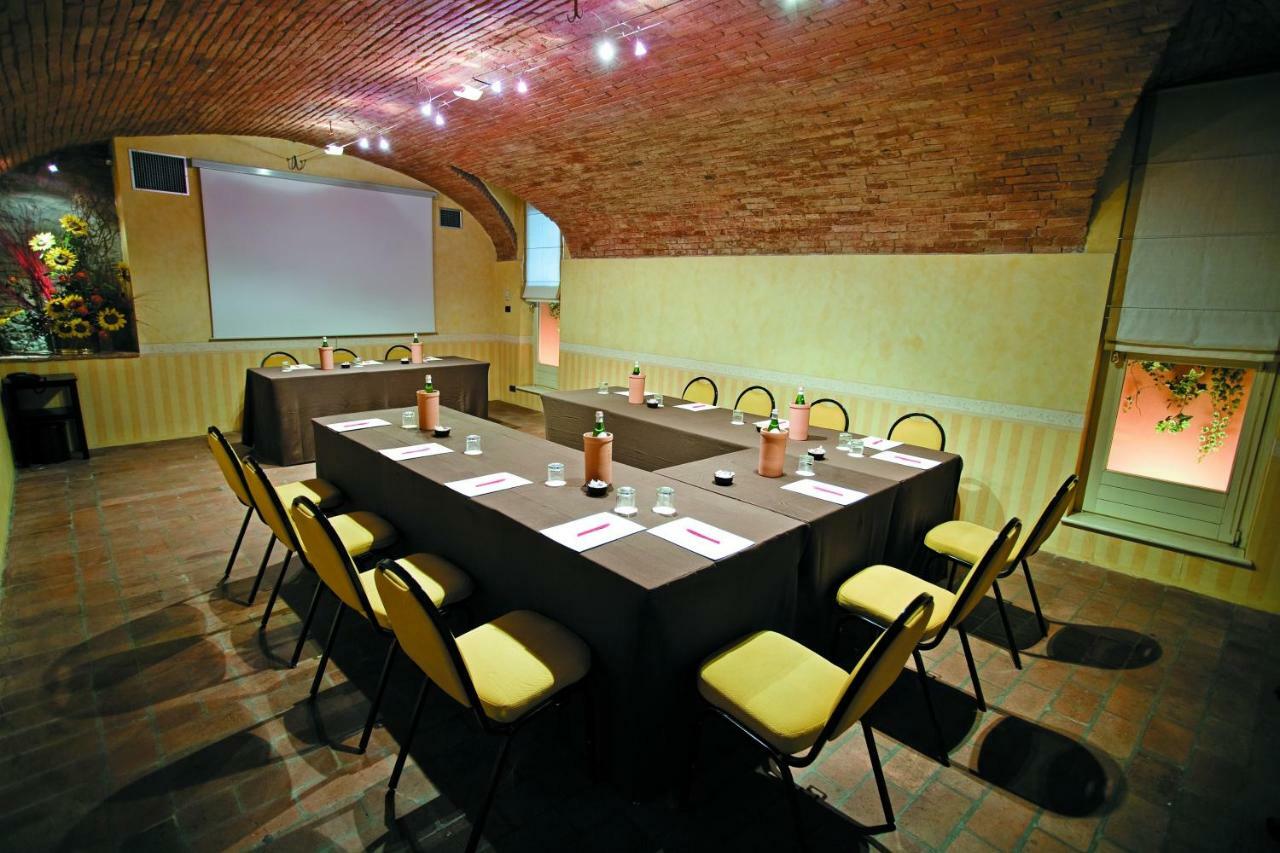 Alla Rocca Hotel Conference & Restaurant Bazzano Exterior foto