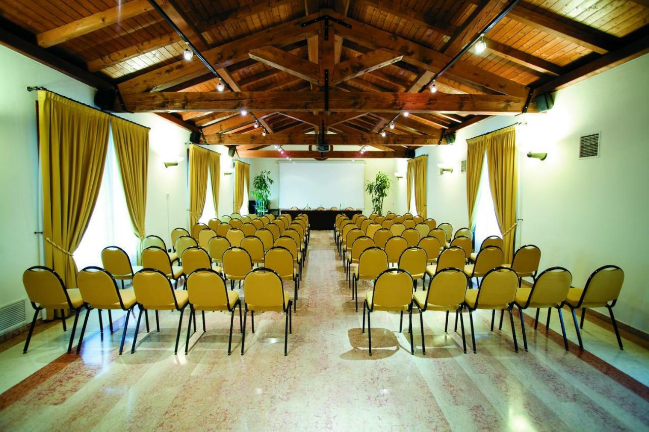 Alla Rocca Hotel Conference & Restaurant Bazzano Exterior foto